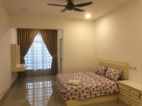 R&C Homestay 4
